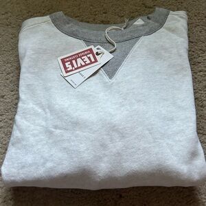 Levis Vintage sweatshirt (x-small) NWT